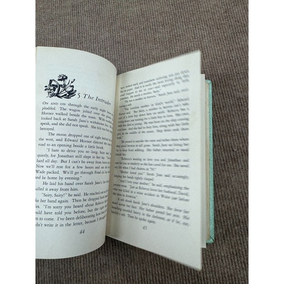 Vintage 1972 Sarah Jane by Marion Fuller Archer English Hardcover Book - Picture 8 of 9